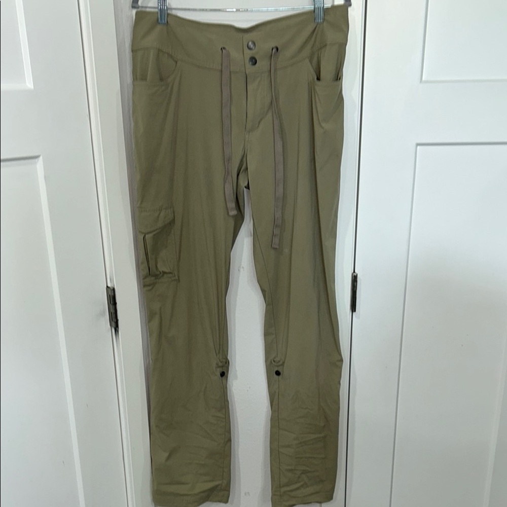 Columbia women’s Tan/ Pants outdoor hiking fishing gorp core hiking outdoors